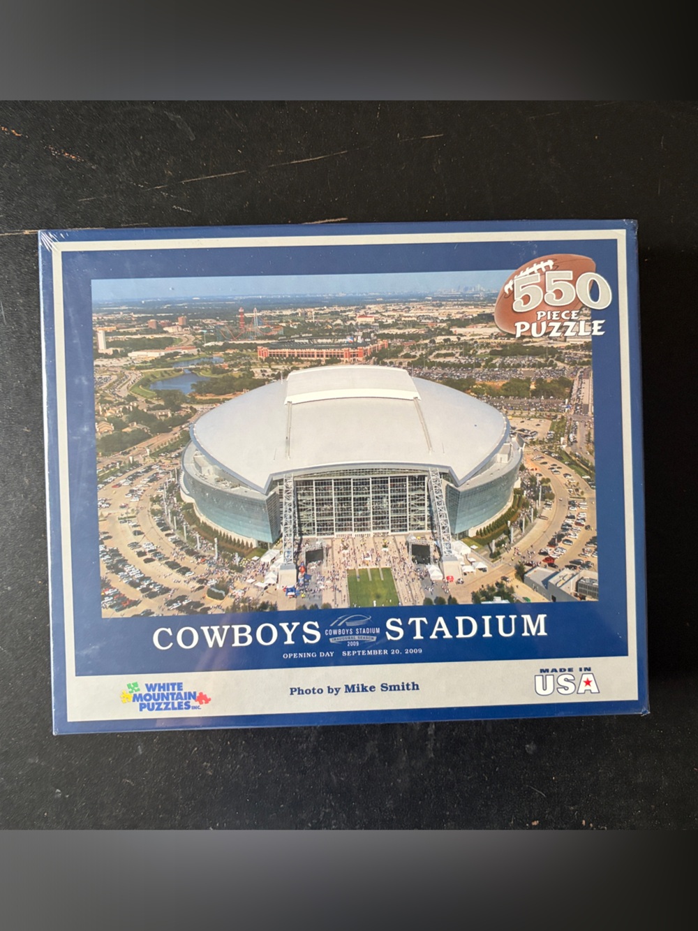 New/Sealed Cowboys Stadium 550-Piece White Mountain Jigsaw Puzzle (2009)